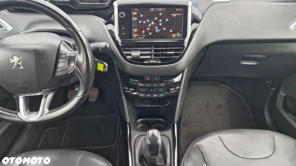 Peugeot 2008 1.6 BlueHDi Allure - 14
