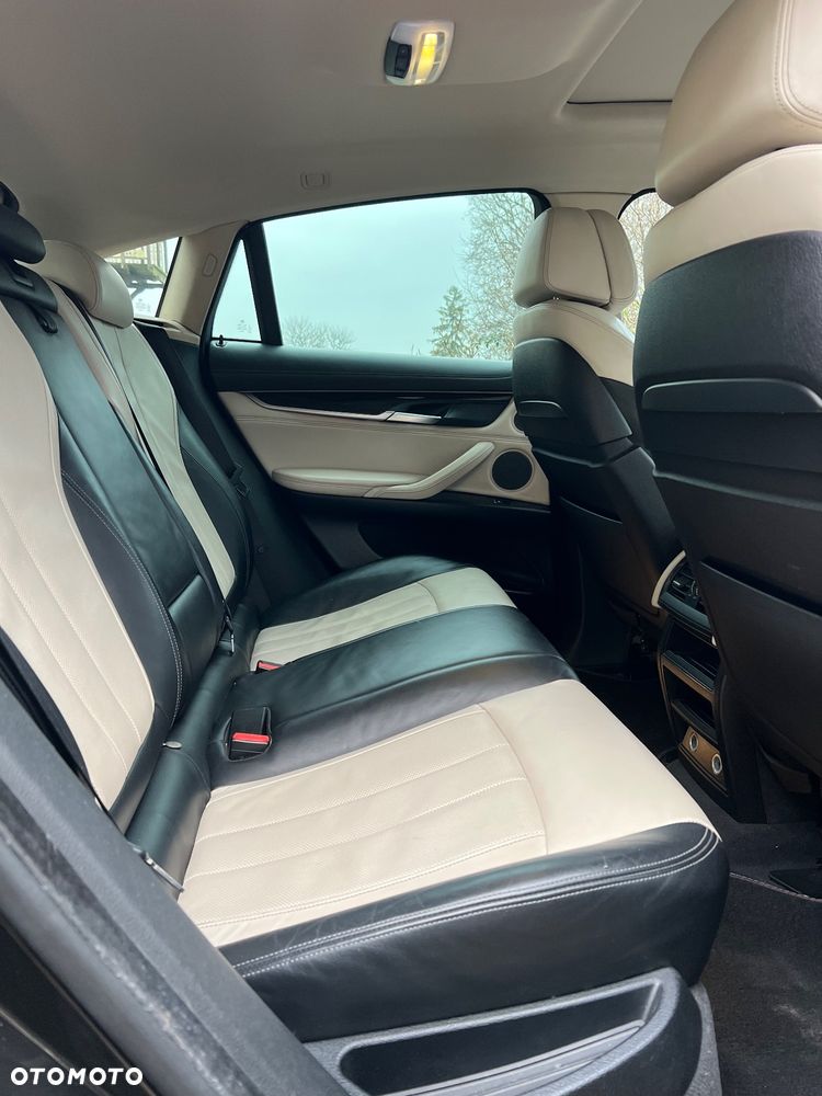 BMW X6 xDrive30d - 23