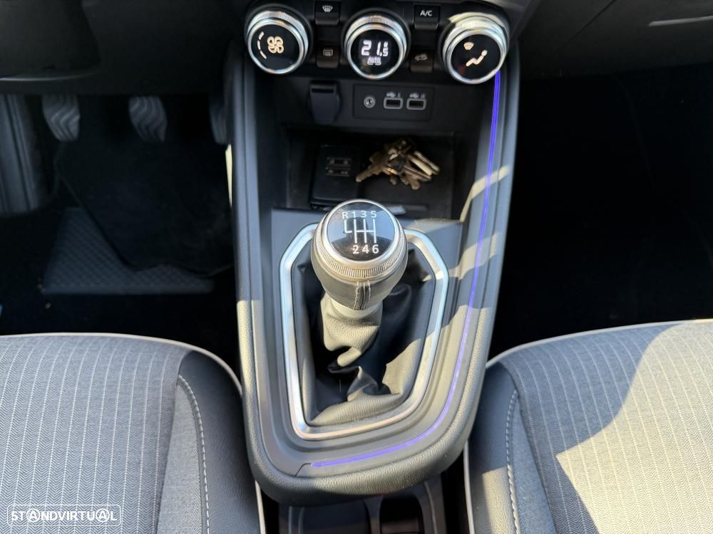 Renault Clio 1.0 TCe Techno Bi-Fuel - 27