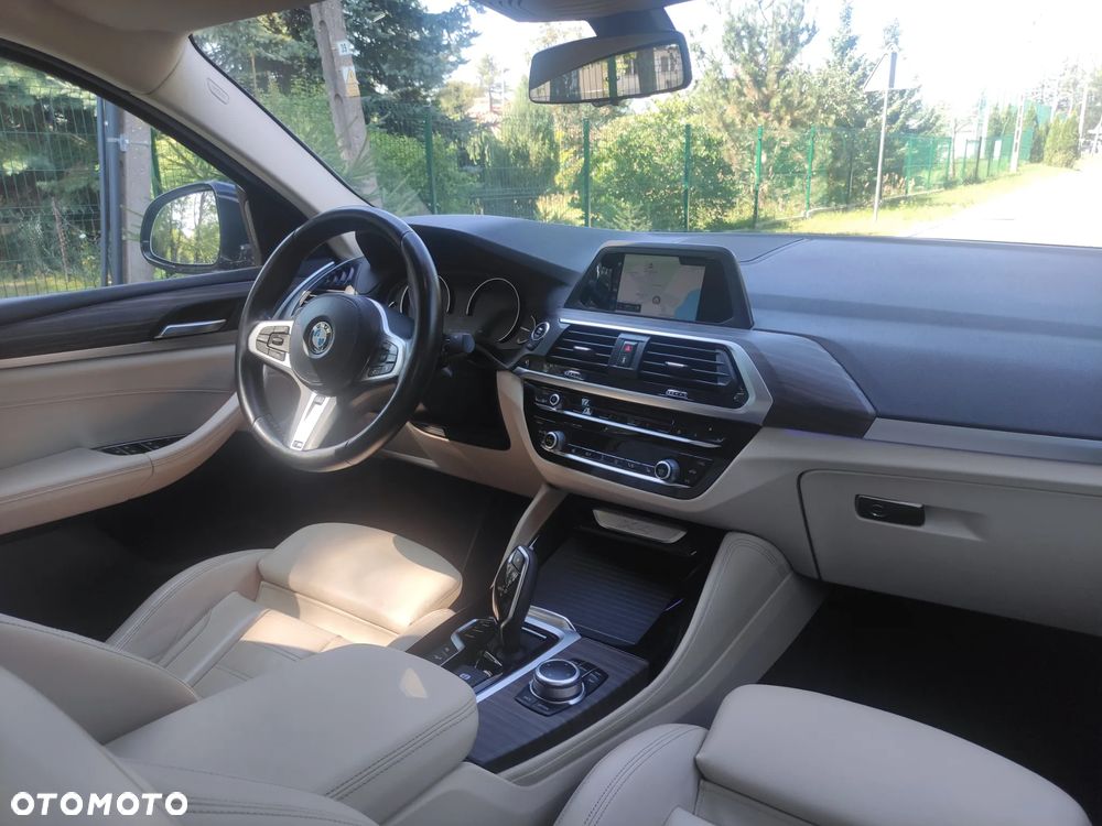 BMW X4 xDrive20i xLine sport - 25