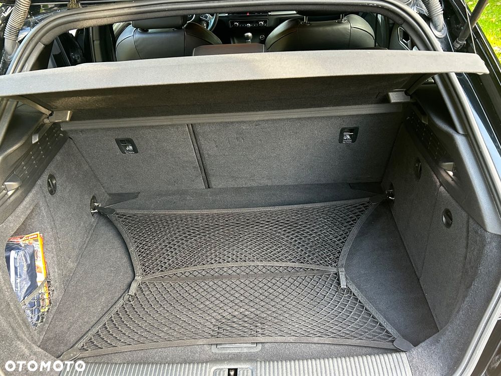 Audi A3 2.0 TDI quattro S line Sportpaket - 22