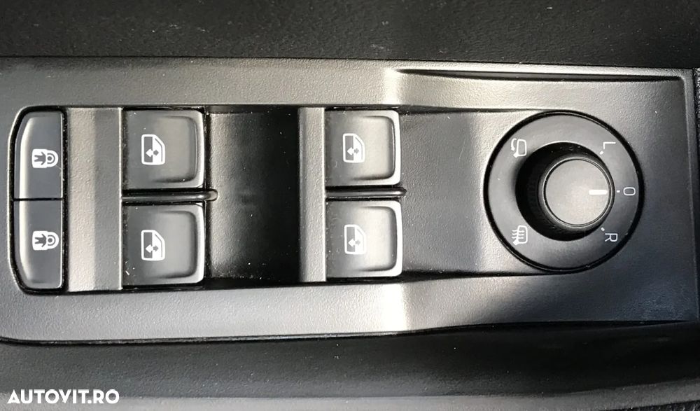 Skoda Superb 2.0 TDI 4X4 DSG Style - 23