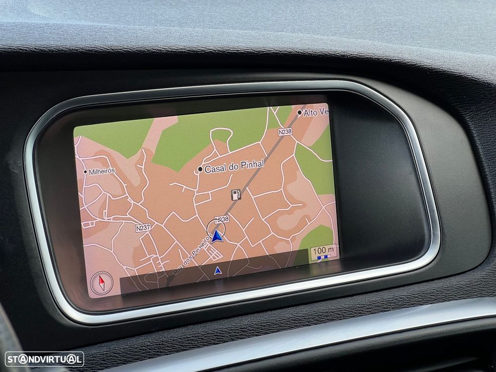 Volvo V40 1.5 T3 Sport Edition R Geartronic - 19