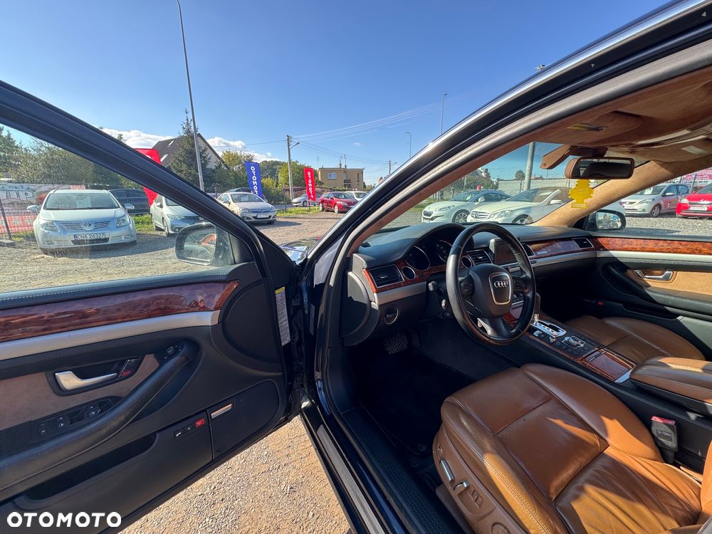 Audi A8 4.2 quattro Langversion - 5