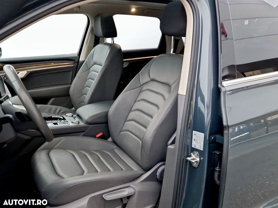 Volkswagen Touareg V6 TDI Atmosphere - 12