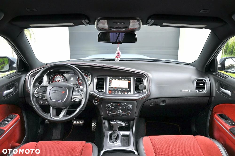 Dodge Charger Automatik R/T Scat Pack - 8