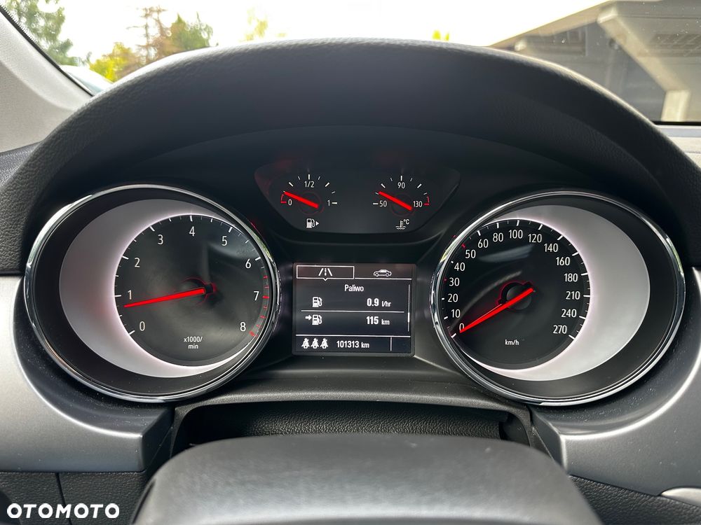 Opel Astra - 35