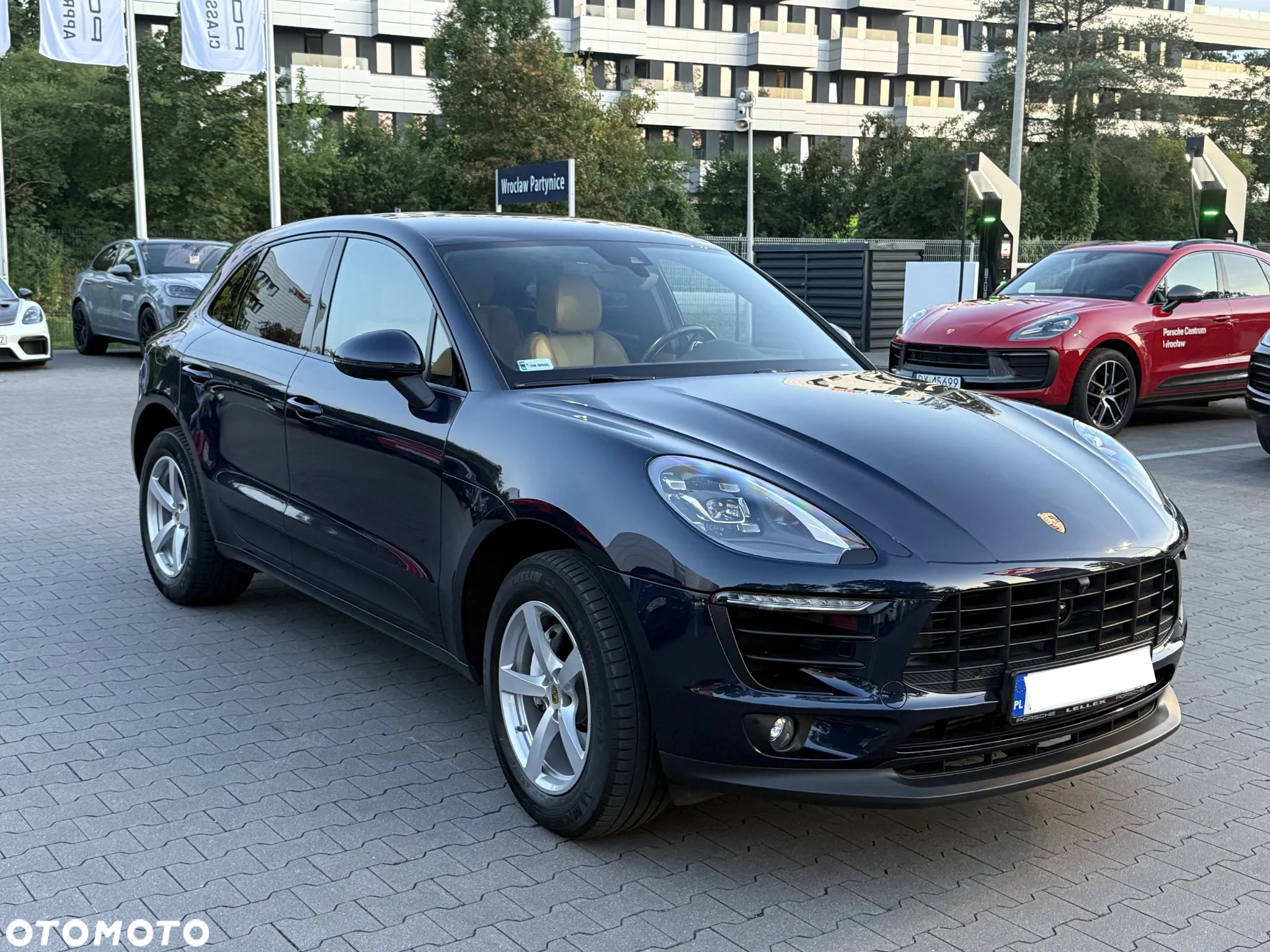 Porsche Macan Standard - 4