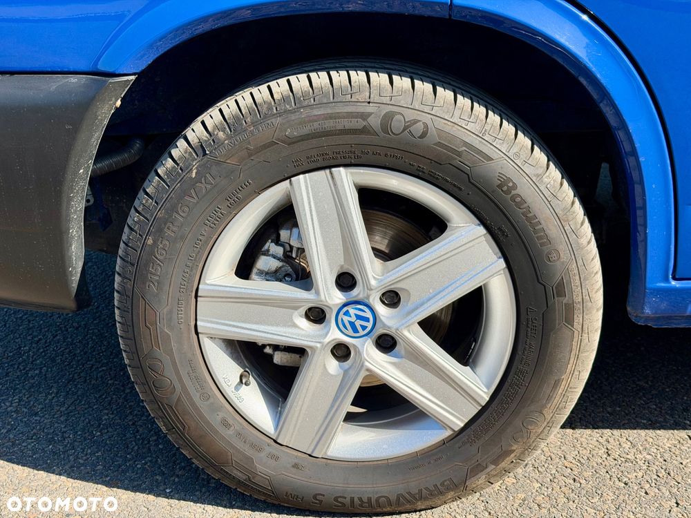 Volkswagen Caravelle Basis / CL - 23