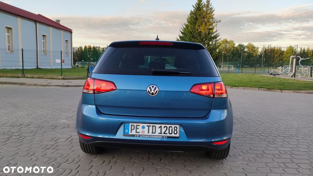 Volkswagen Golf 1.2 TSI BMT Trendline - 23