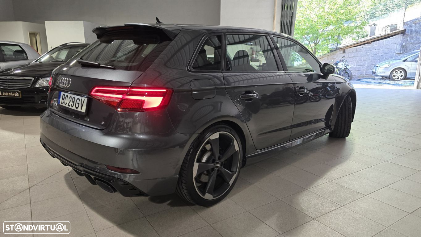 Audi RS3 Sportback 2.5 TFSI quattro S tronic - 21