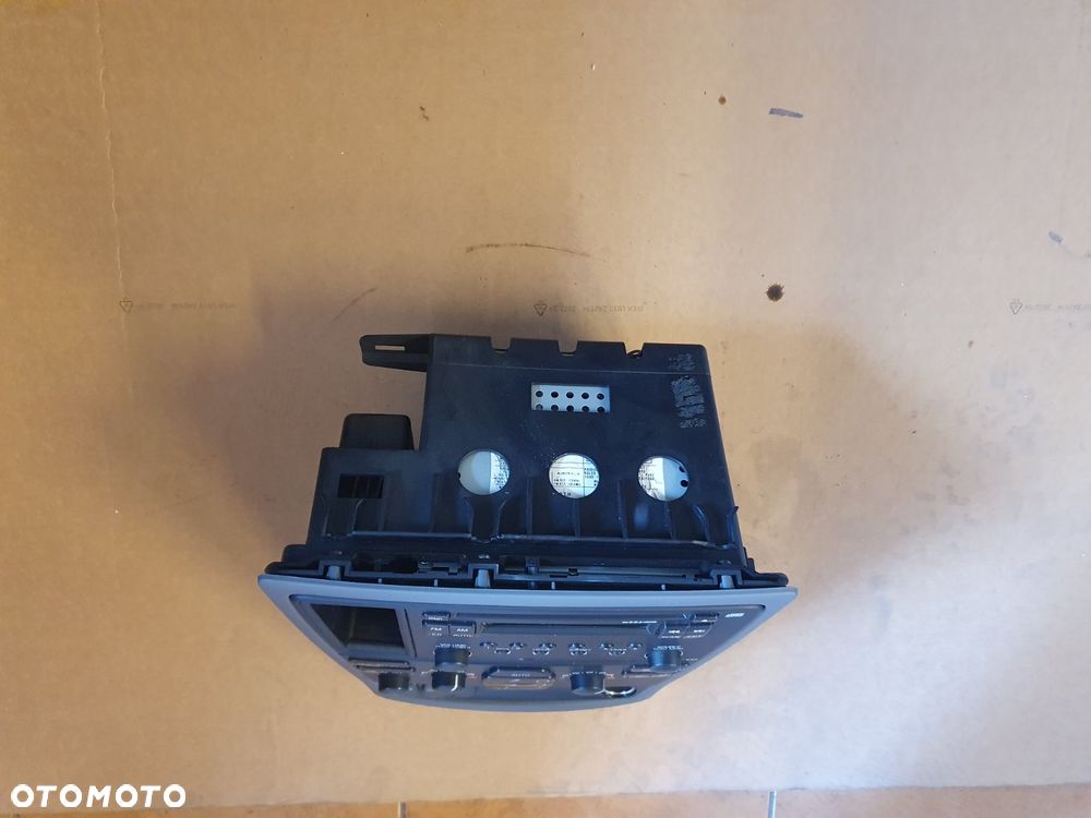 RADIO VOLVO V70 XC70 S80 HU650 HU-650 - 3