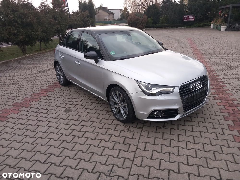 Audi A1 Sportback 1.6 TDI Attraction - 11
