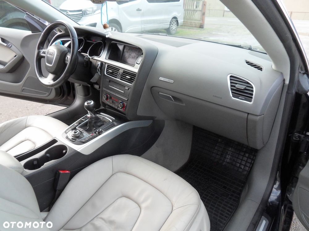 Audi A5 Coupé 2.0 TDI DPF quattro - 14