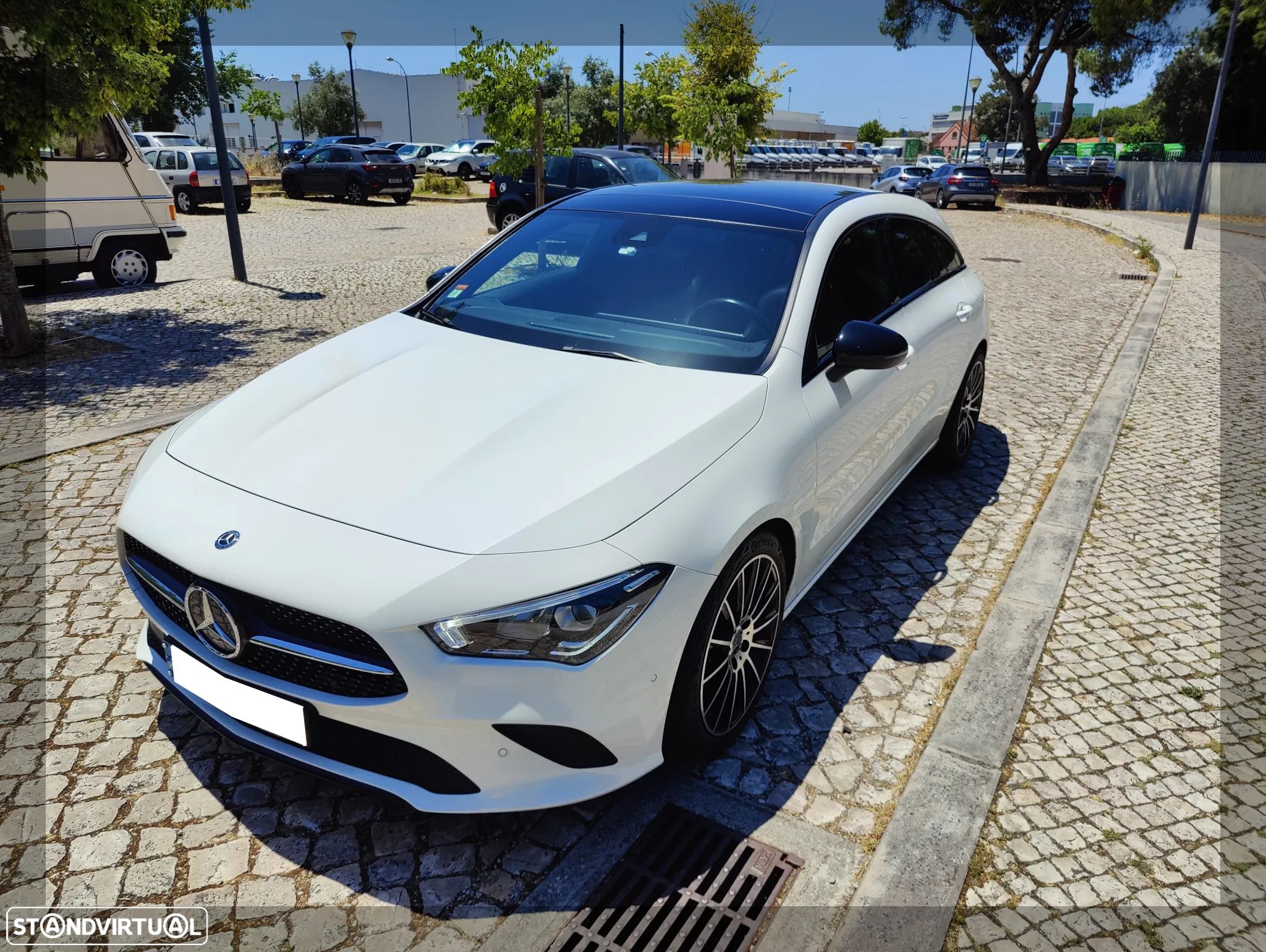 Mercedes-Benz CLA 180 d Shooting Brake AMG Line Aut. - 1