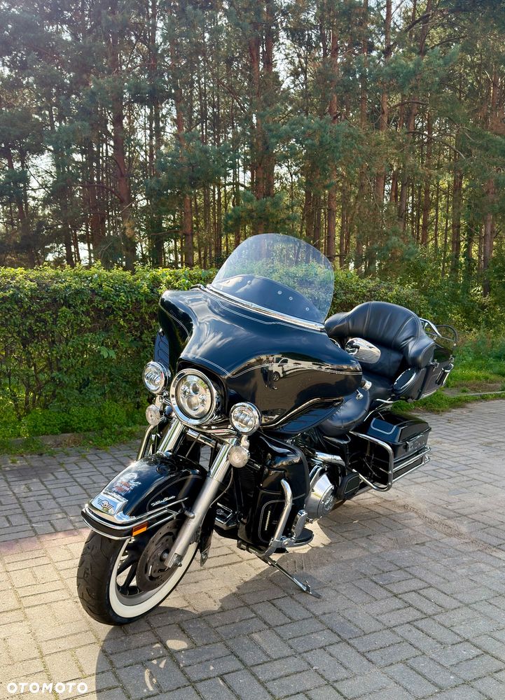Harley-Davidson FLH Electra Glide