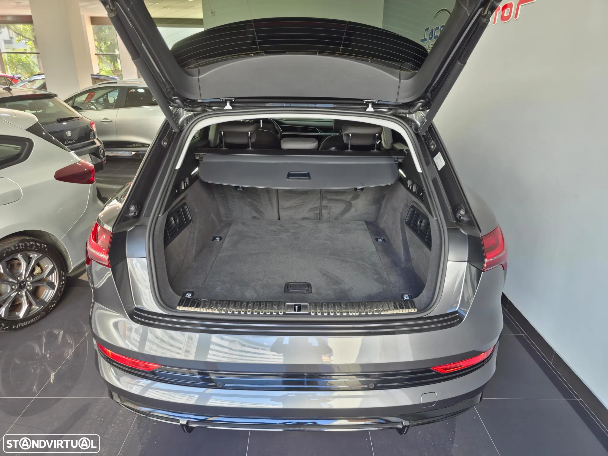 Audi e-tron 50 quattro S line - 11