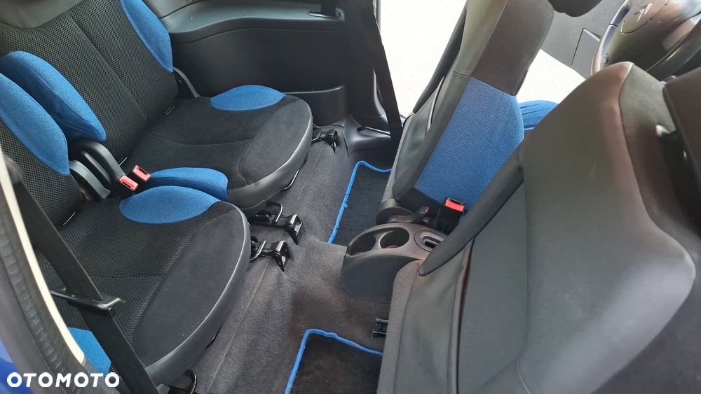 Citroën C2 1.4 HDi SX - 14