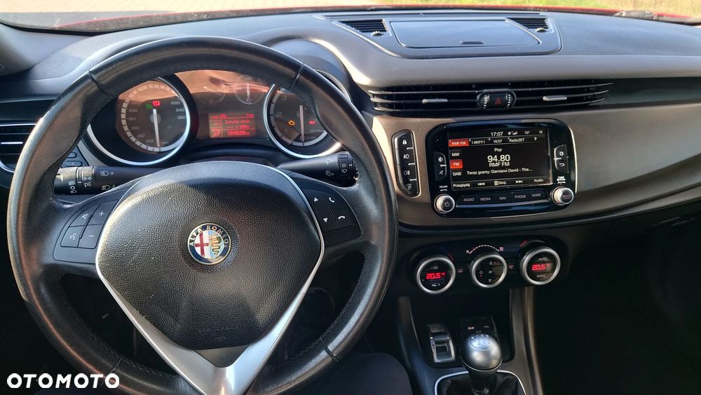 Alfa Romeo Giulietta 2.0 JTDM 16V Super - 7