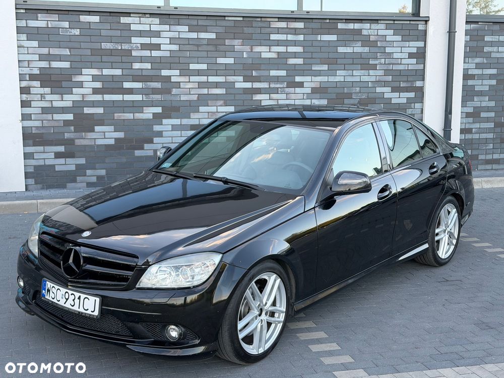 Mercedes-Benz Klasa C 320 CDI DPF 7G-TRONIC Avantgarde - 9