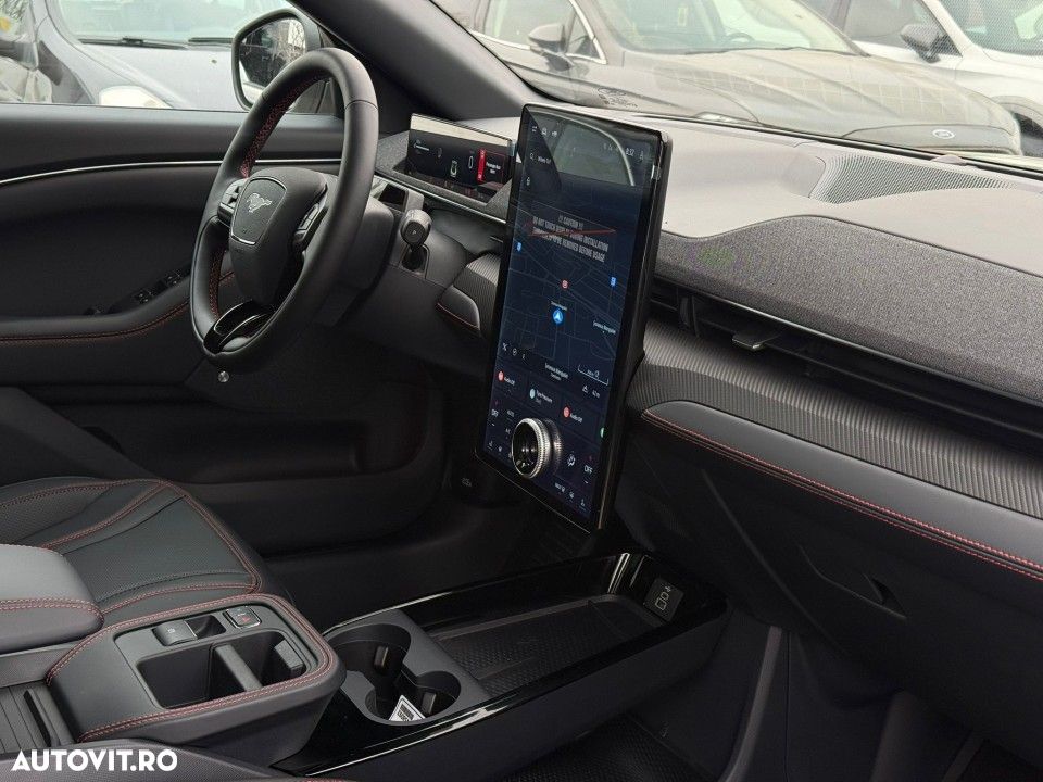 Ford Mustang Mach-E RWD 203 kW Premium - 12