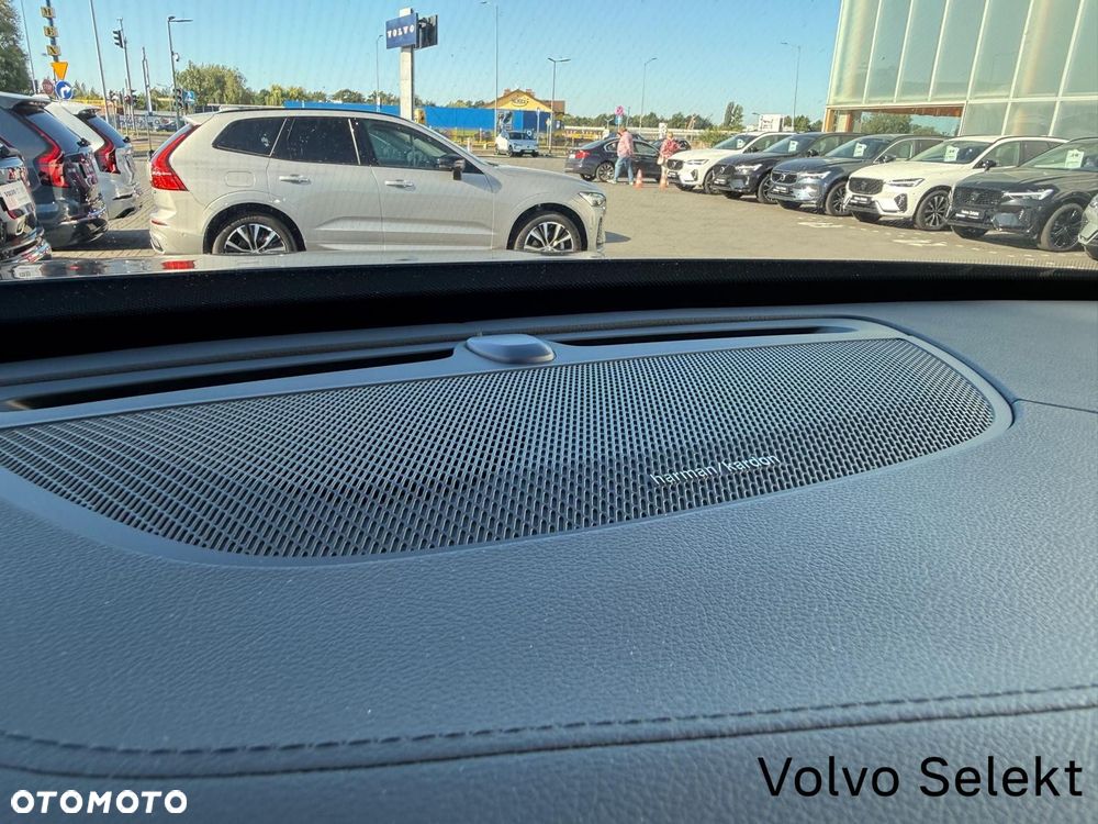 Volvo XC 90 - 35
