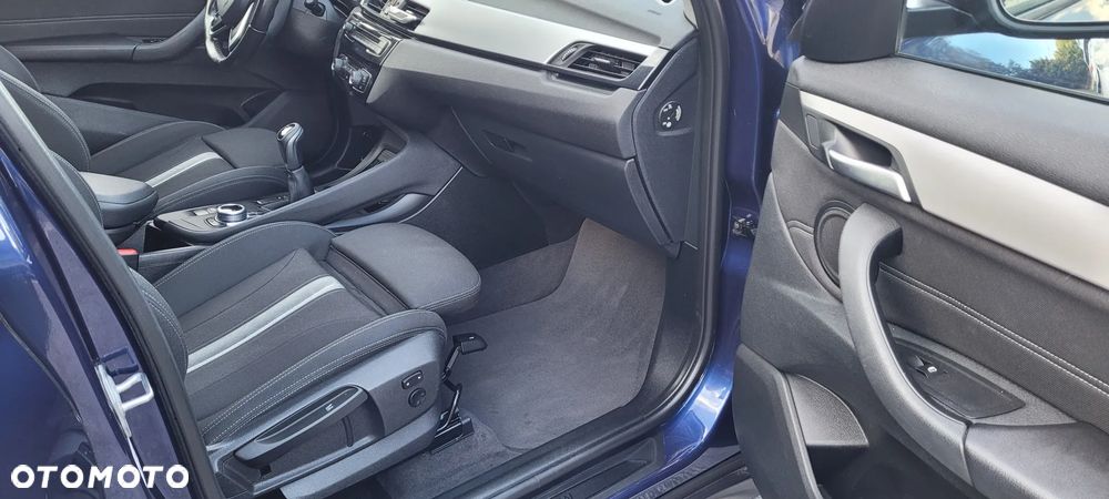 BMW X1 sDrive18d xLine - 18