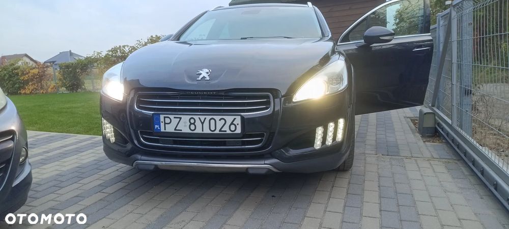 Peugeot 508 RXH 2.0 HDi HYbrid4 - 32