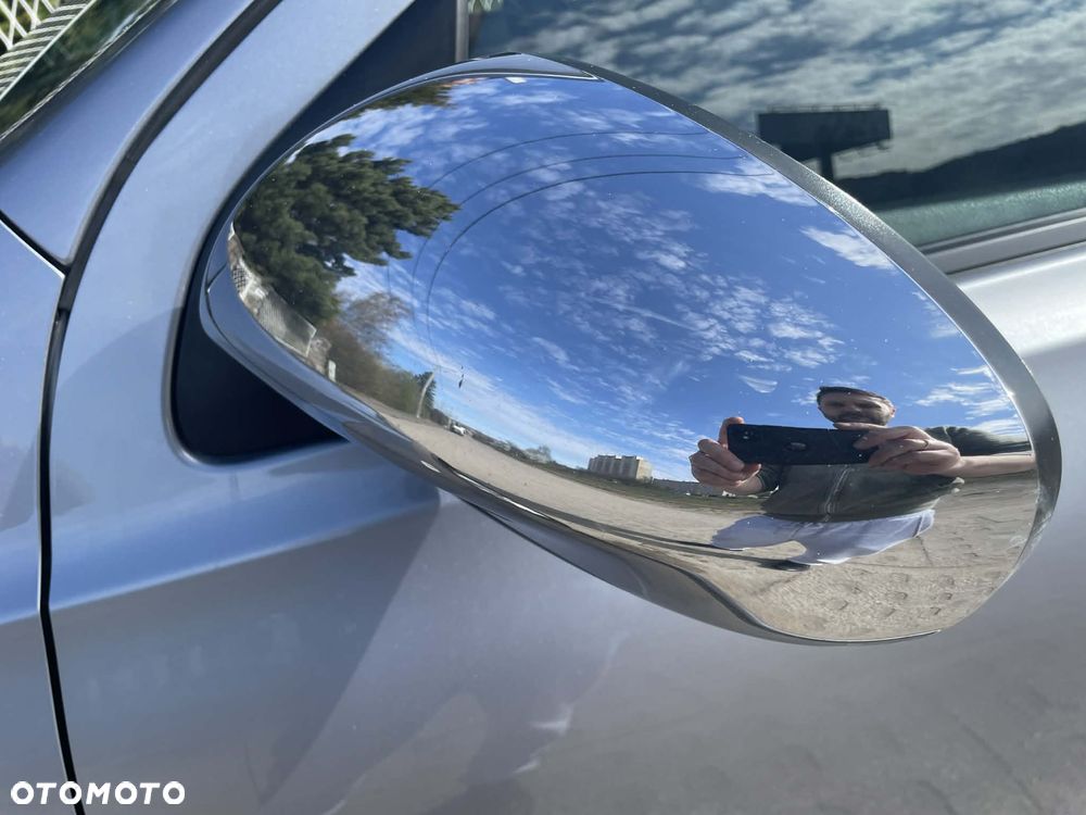 Nissan Qashqai+2 2.0 4x4 Tekna Premium CVT - 11