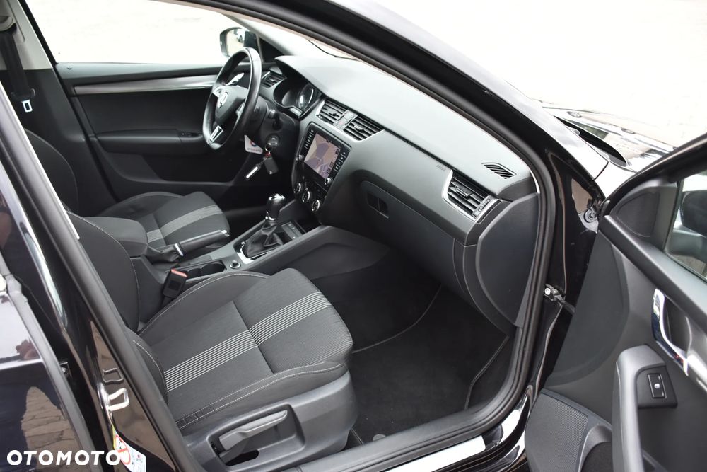 Skoda Octavia 2.0 TDI DSG Ambition - 15