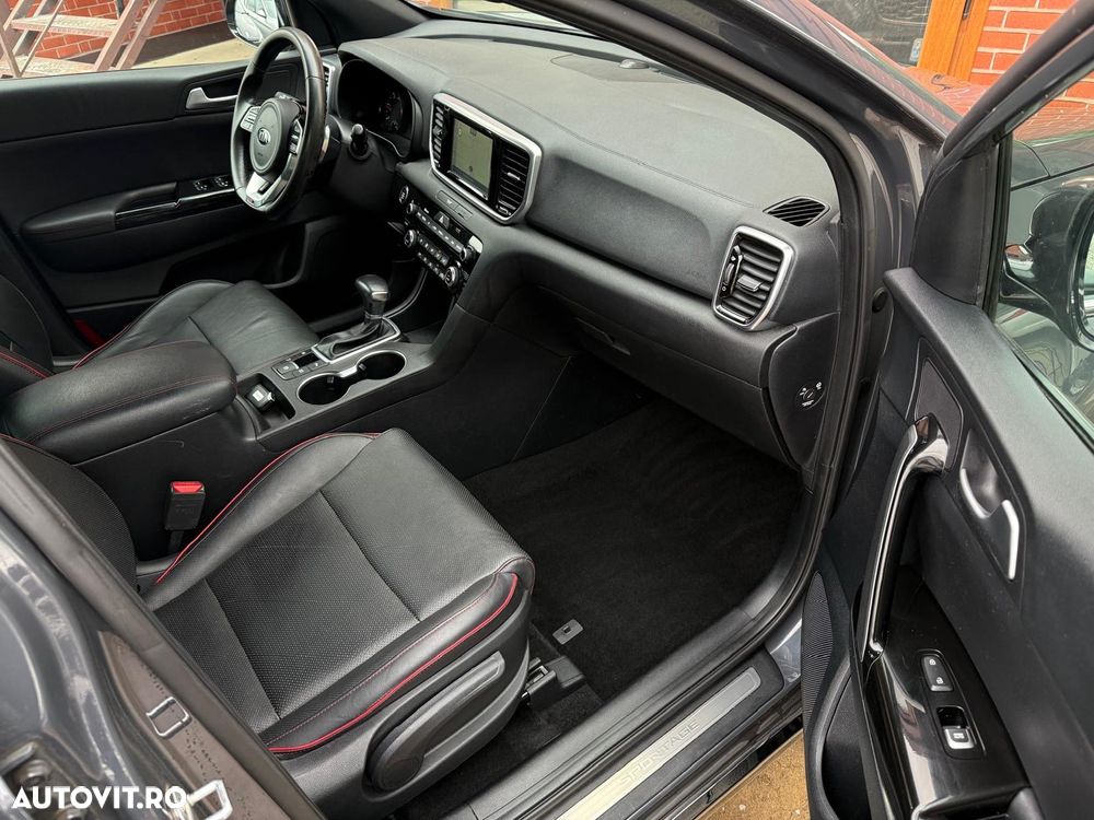 Kia Sportage 1.6 CRDI AWD DCT GT LINE - 19