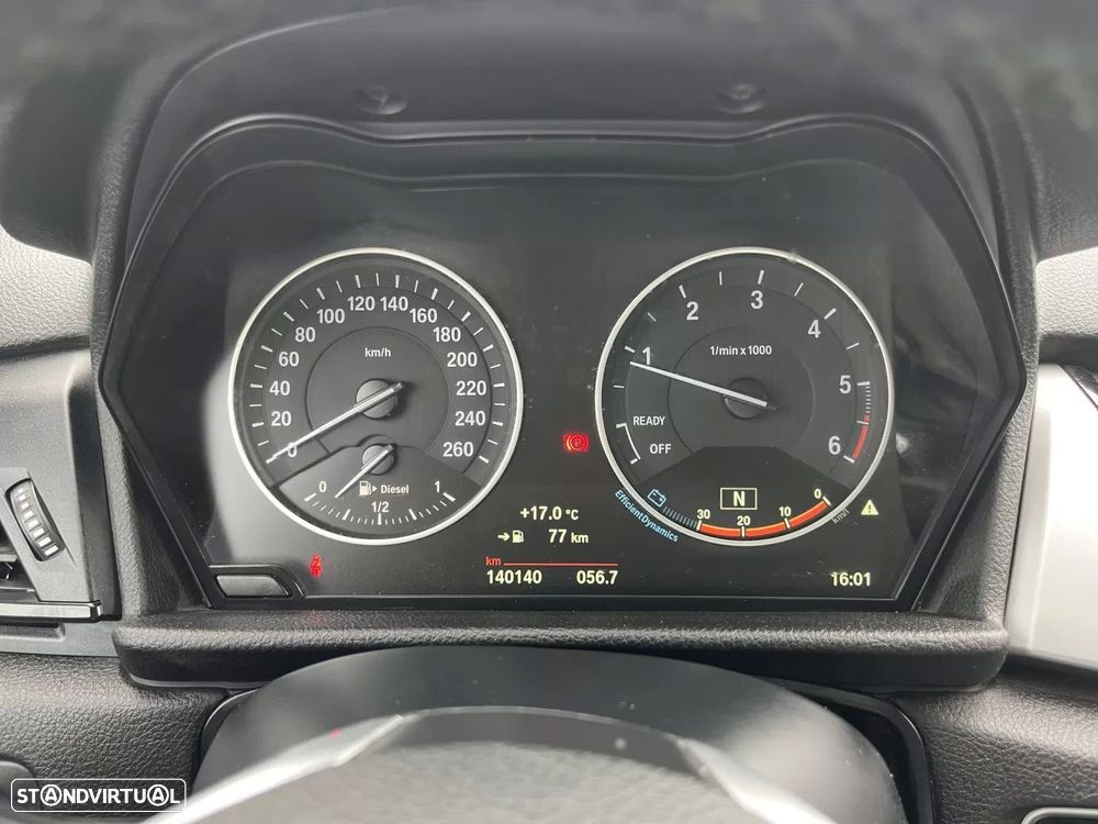 BMW 218 Active Tourer d Line Sport - 25