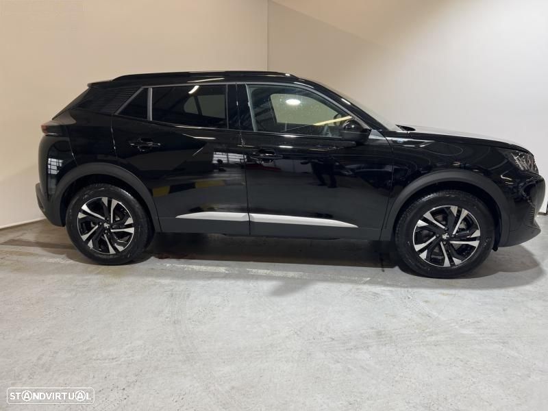 Peugeot e-2008 50 kWh GT - 9