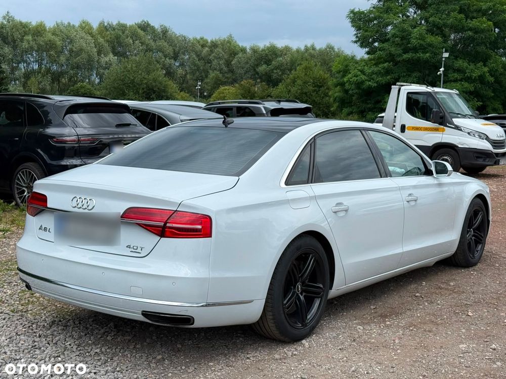 Audi A8 4.0 TFSI cylinder on demand quattro tiptronic Lang - 13
