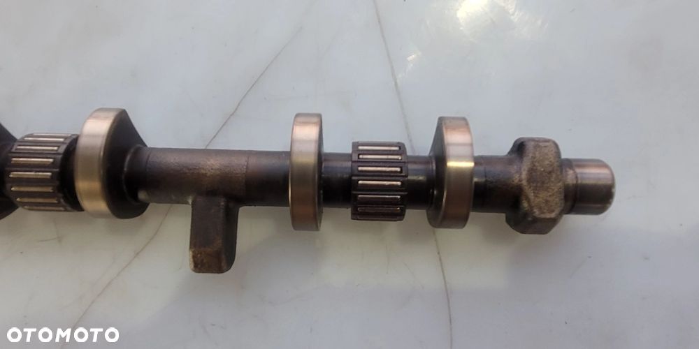 WAŁEK ROZRZĄDU MIMOŚRODOWY BMW E60 E61 N52B25A N52 2.5B 7515868 - 7