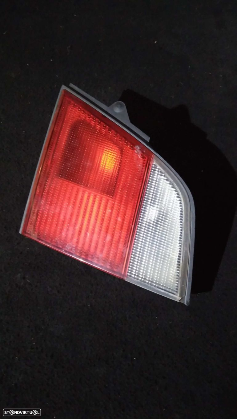 Farolim Stop Dto Nissan Primera (P11) - 2