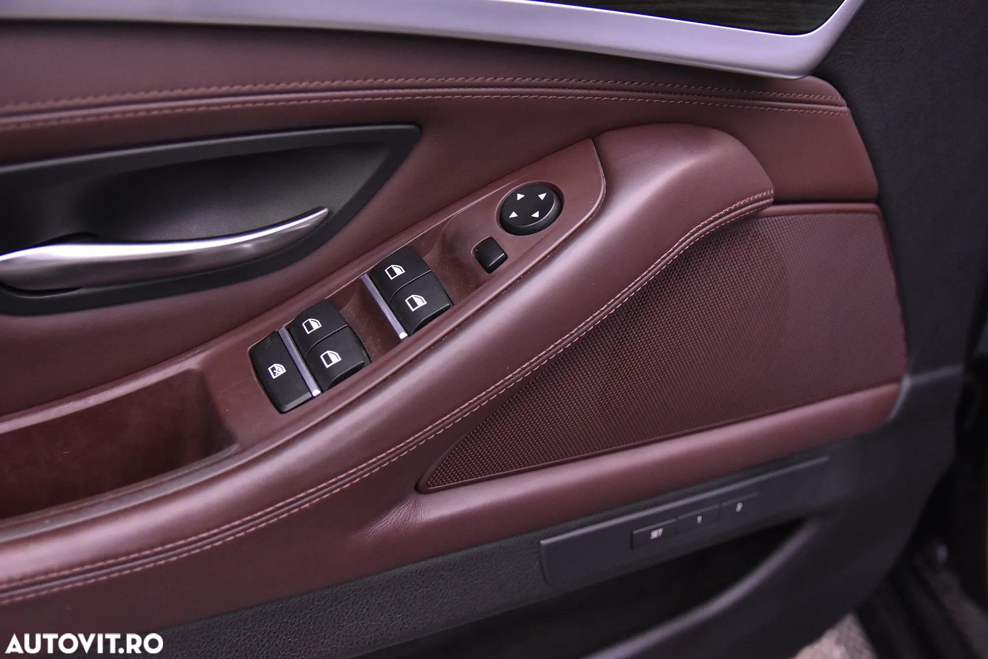 BMW Seria 5 520i Touring Aut. - 14