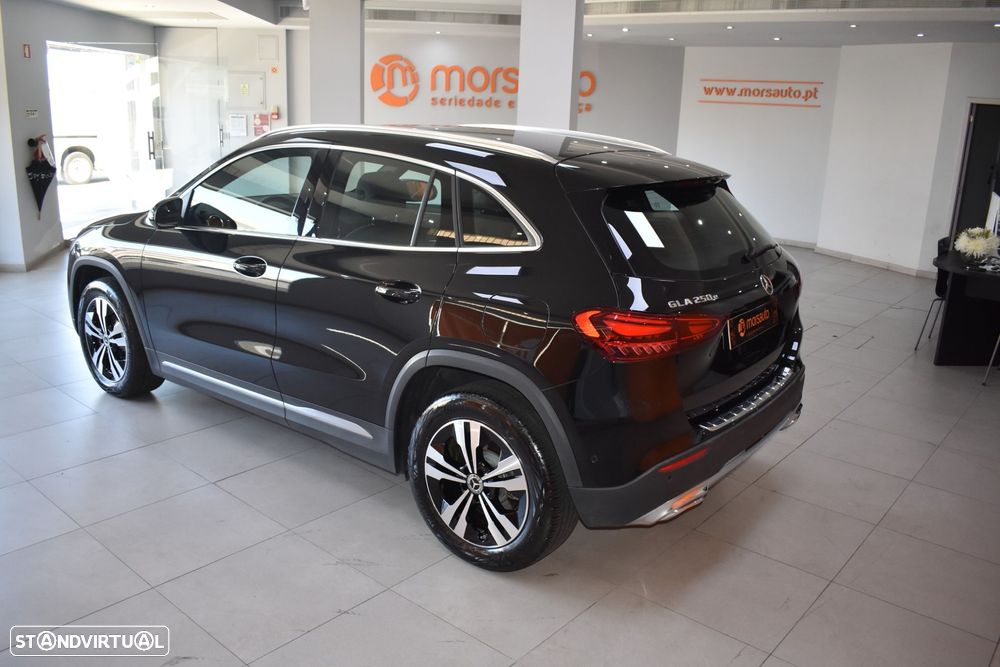 Mercedes-Benz GLA 250 - 9
