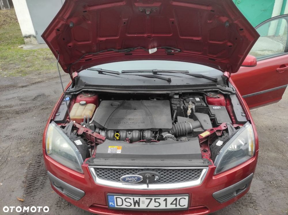 Ford Focus 2.0 Sport - 16