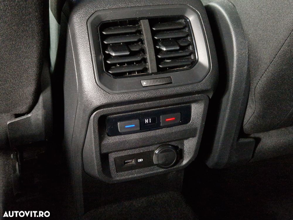 Volkswagen Tiguan - 26