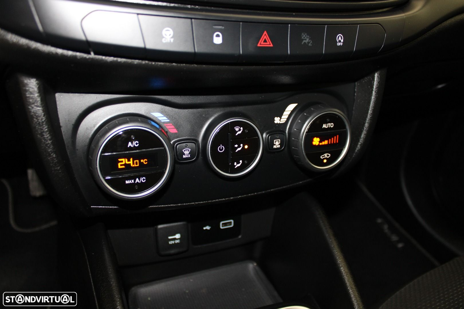 Fiat Tipo 1.3 M-Jet Lounge - 19