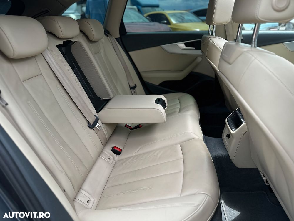 Audi A4 Avant 30 TDI S tronic - 35