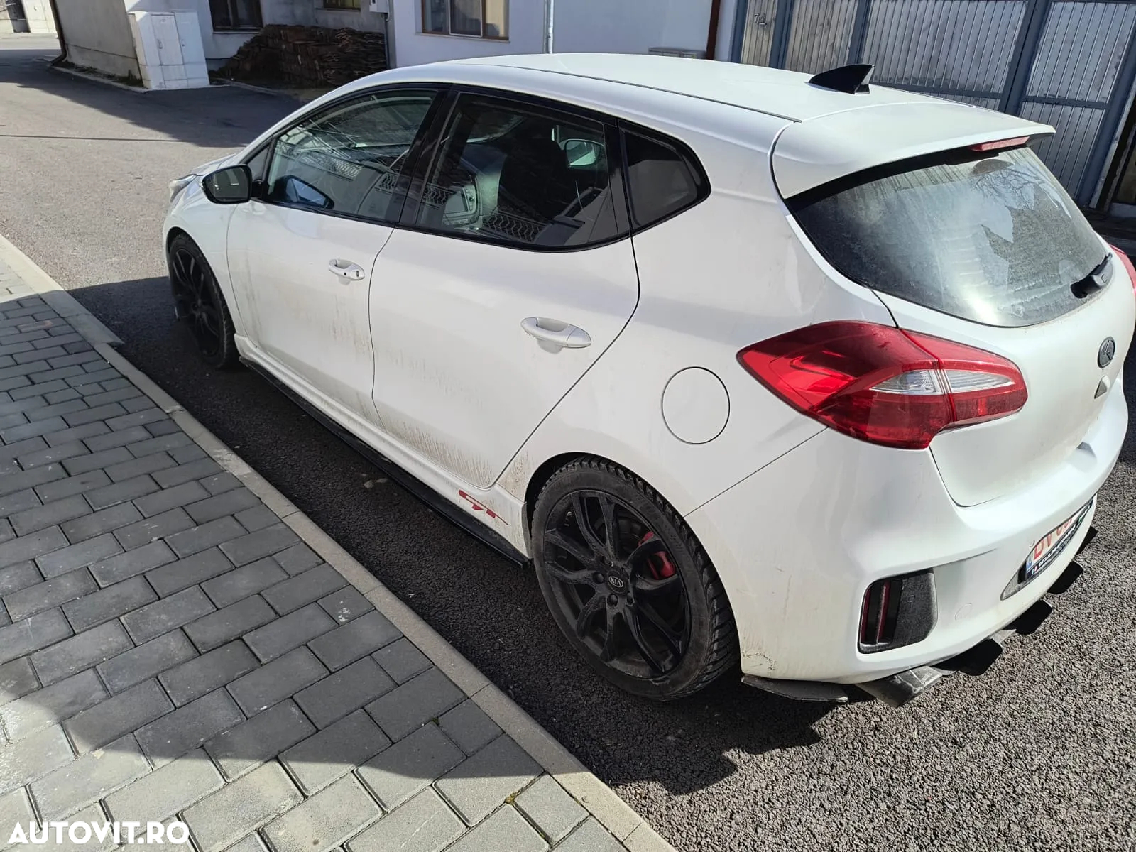 Kia Ceed Cee'd 1.6 T-GDI GT - 4