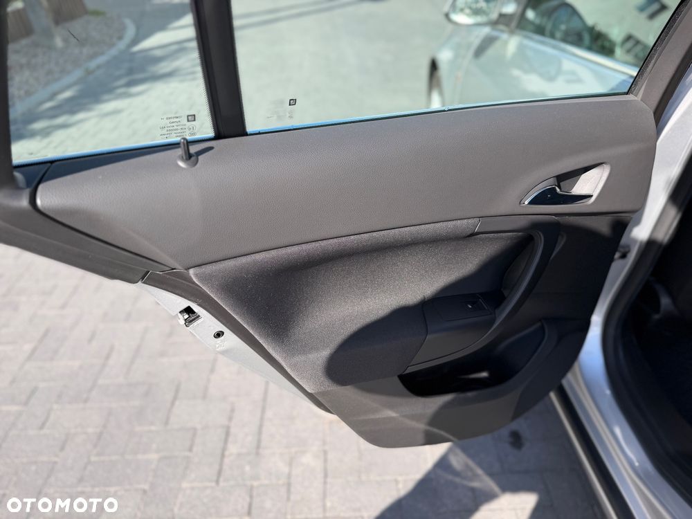 Opel Insignia 2.0 CDTI Edition - 27