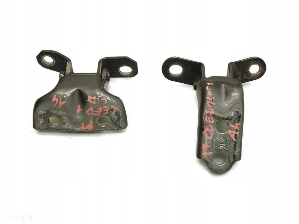 ZAWIAS ZAWIASY DRZWI PRAWY TYŁ A4 KIA CEED I KOMBI - 1