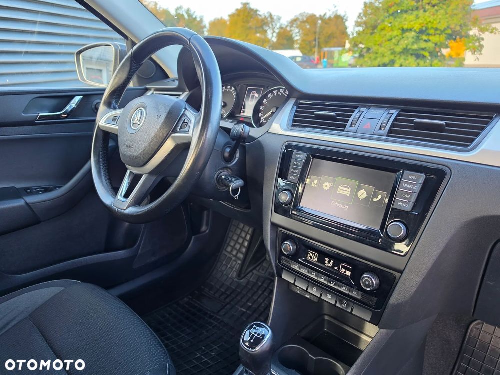 Skoda RAPID 1.4 TDI Style - 11