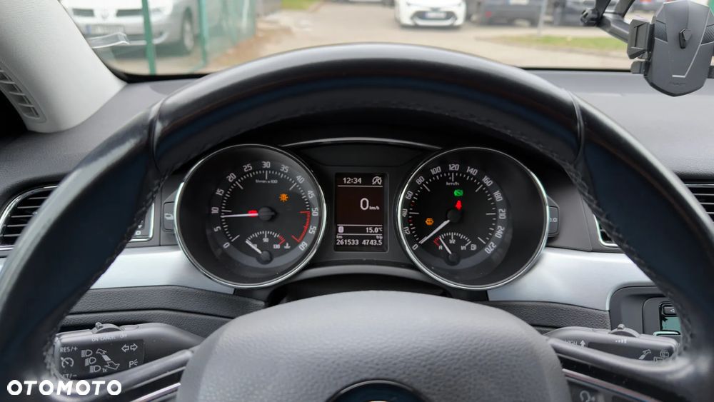 Skoda Superb 2.0 TDI Ambition DSG - 1