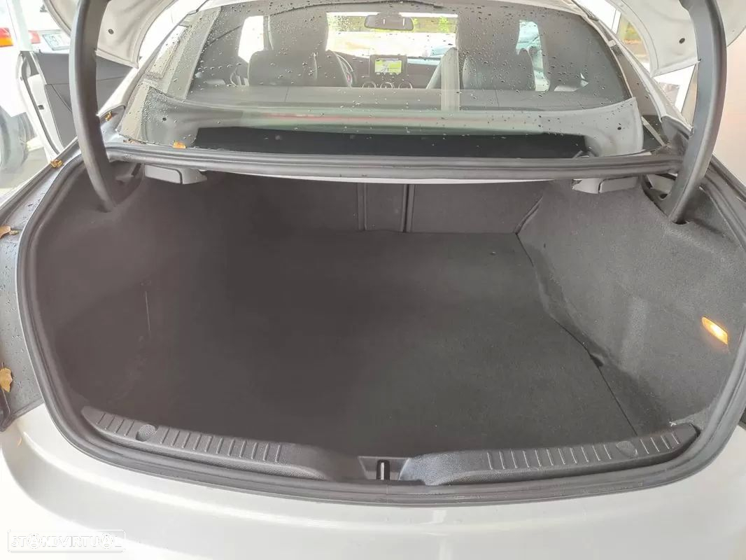 Mercedes-Benz C 220 d Coupe 9G-TRONIC AMG Line - 13