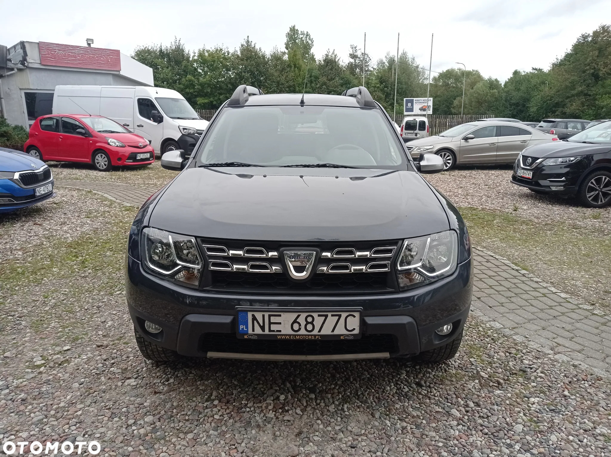 Dacia Duster 1.6 SCe Ambiance S&S - 2