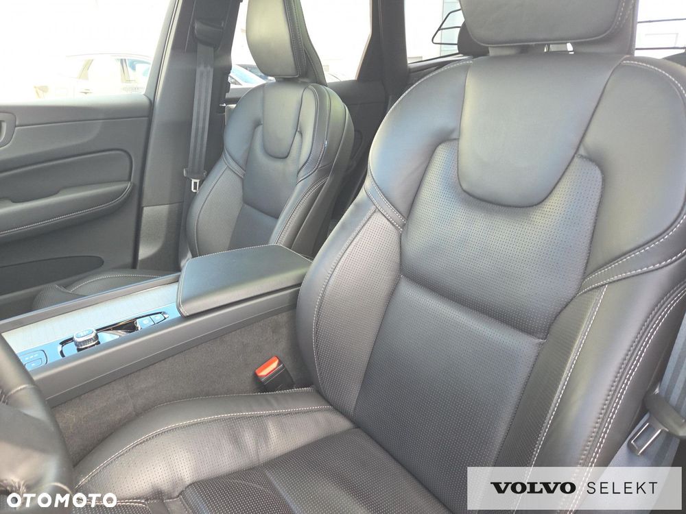 Volvo XC 60 - 24